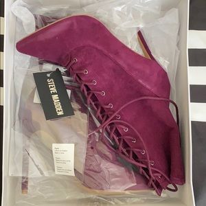 Steve Madden bootie heels- burgundy